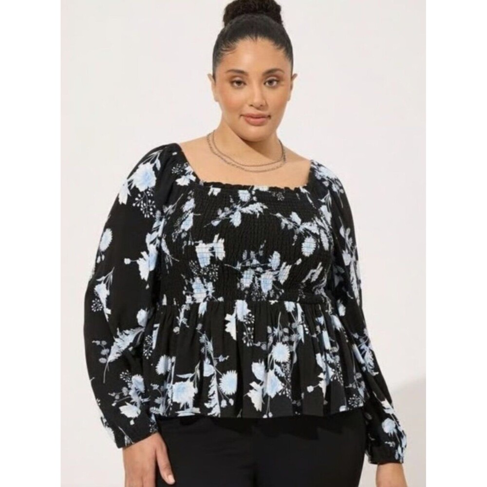 Torrid Smocked Bodice Long Sleeve Crop Blouse Size 0X Penny Toss Floral
